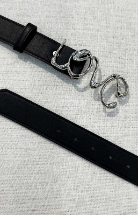 Ceinture en similicuir Boucle LOVE